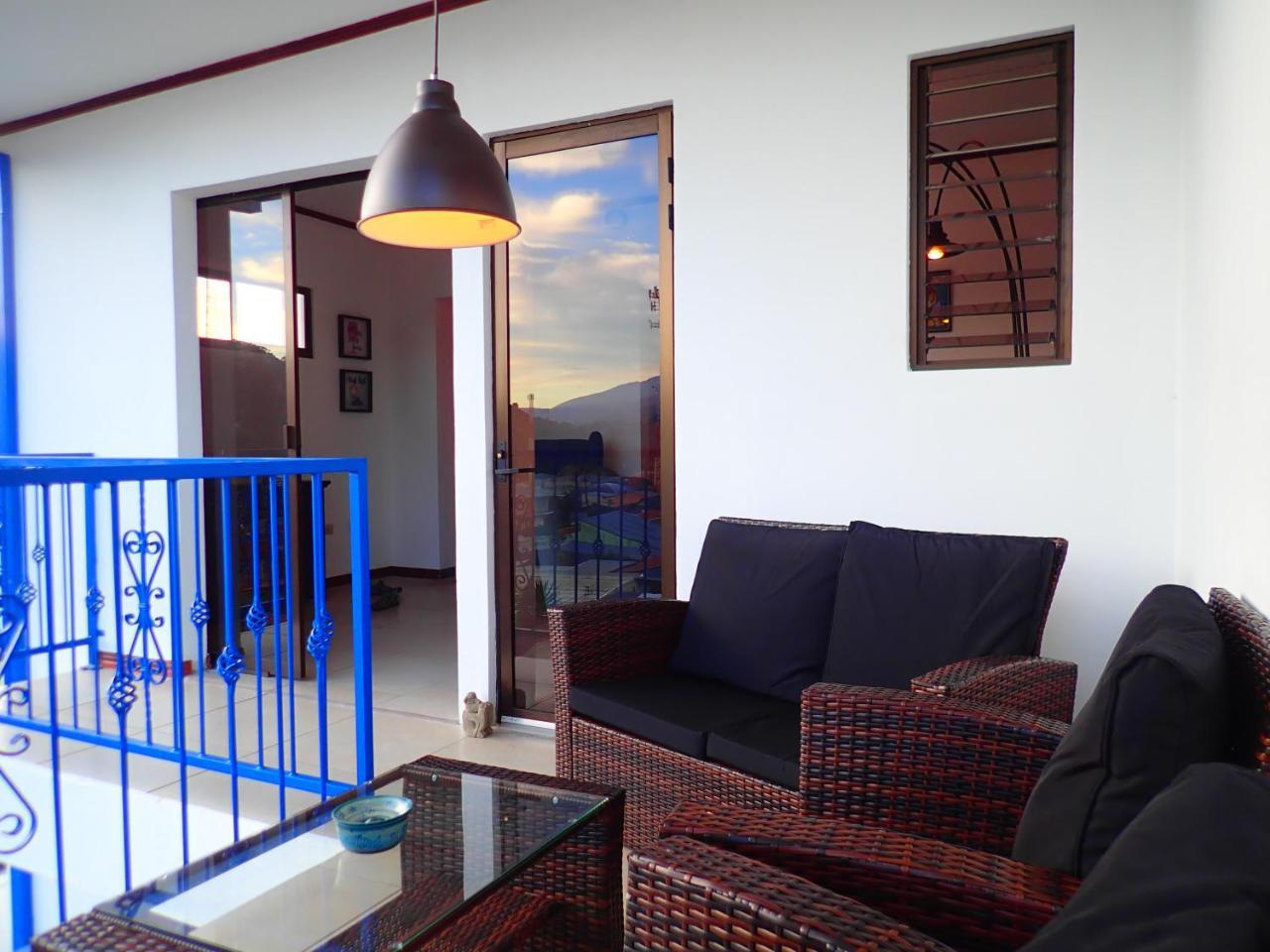 Orosi Lodge ภายนอก รูปภาพ